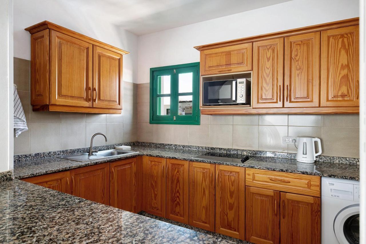 Вилла Spacious Sunny Relaxing Lanzarote Пуэрто дель Кармен Экстерьер фото