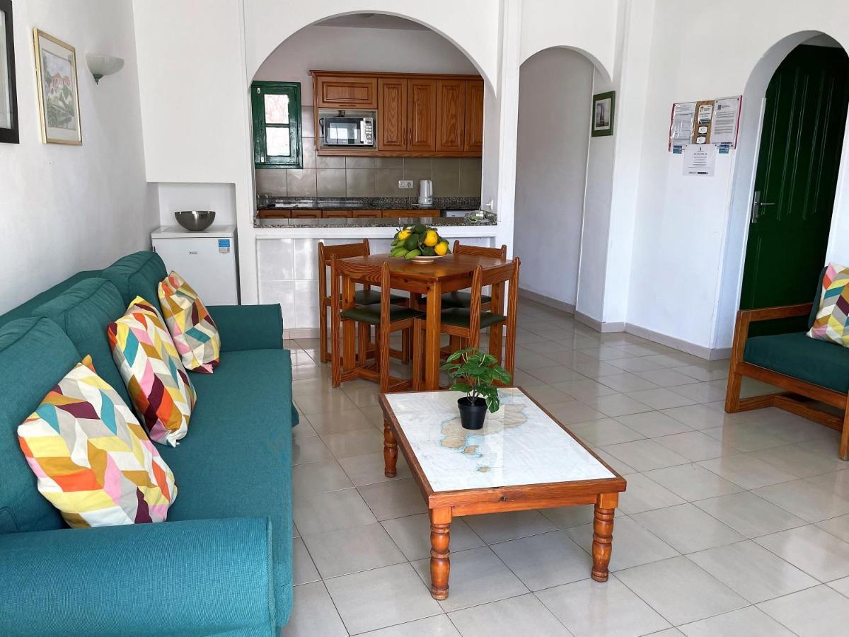 Вилла Spacious Sunny Relaxing Lanzarote Пуэрто дель Кармен Экстерьер фото